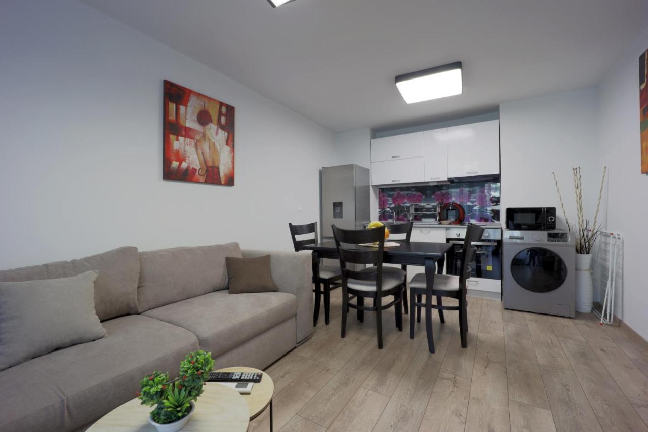 Apartments Relax 3&4 Varna Extérieur photo