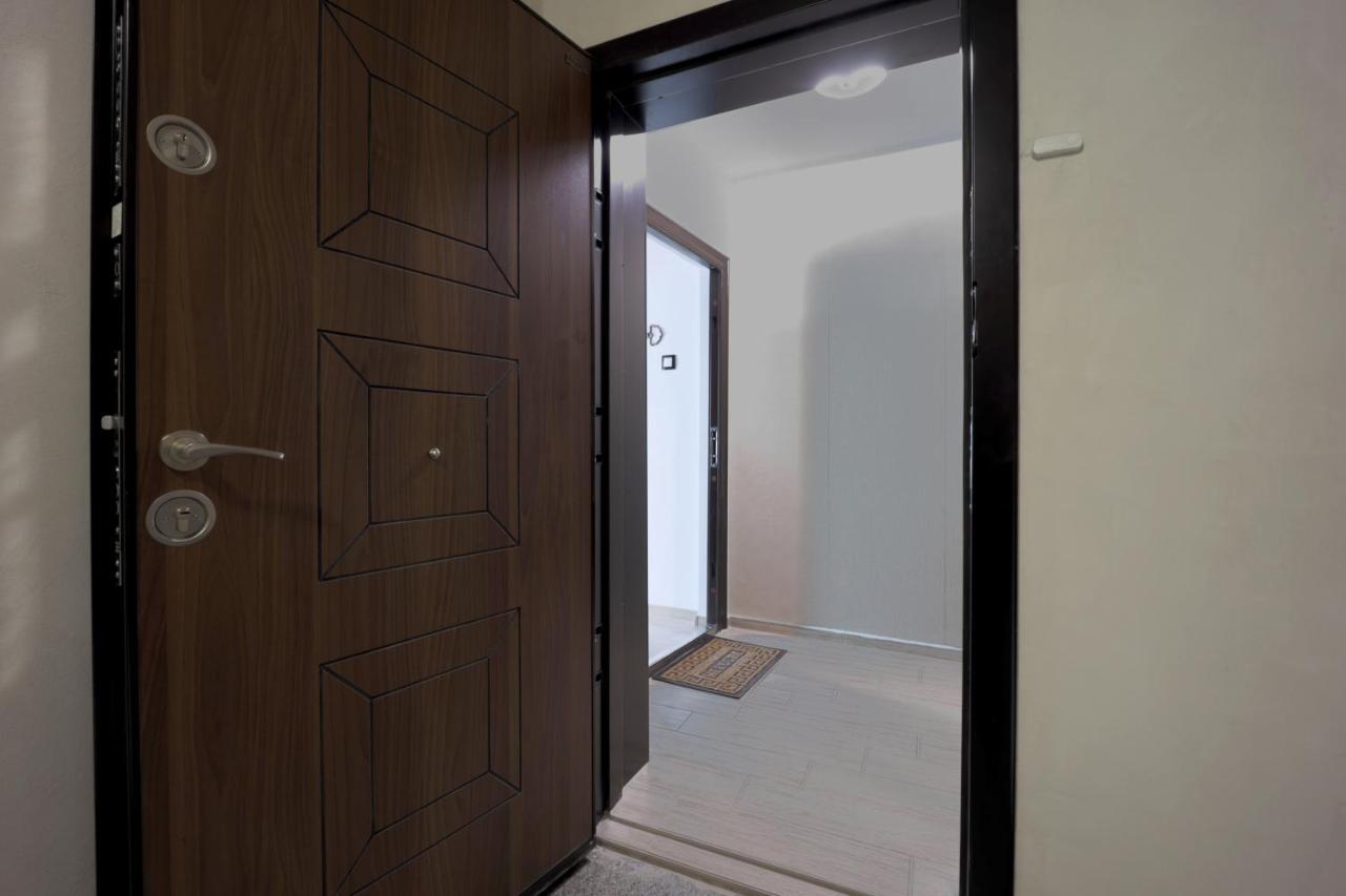 Apartments Relax 3&4 Varna Extérieur photo