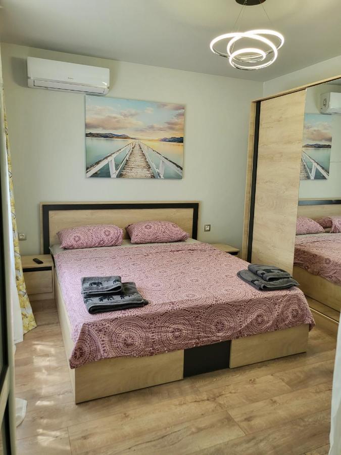 Apartments Relax 3&4 Varna Extérieur photo